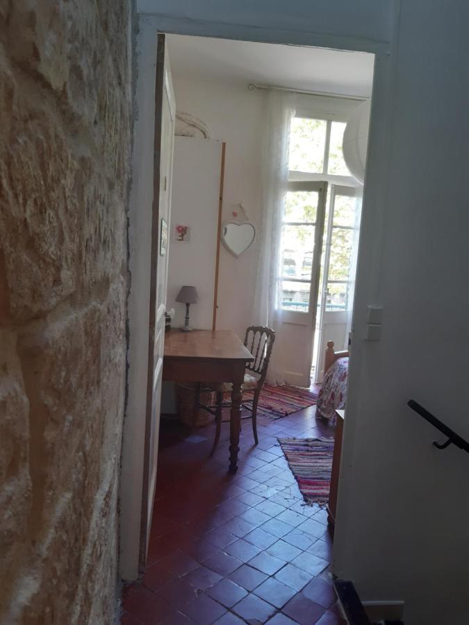 Maison De Charme Avec Cour, Proche Rue Des Teinturiers Aviñón Exterior foto